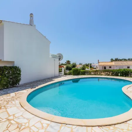 Roberts By Interhome *