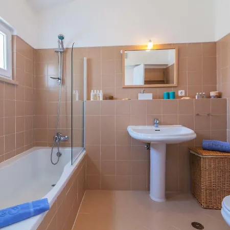 Roberts By Interhome Albufeira